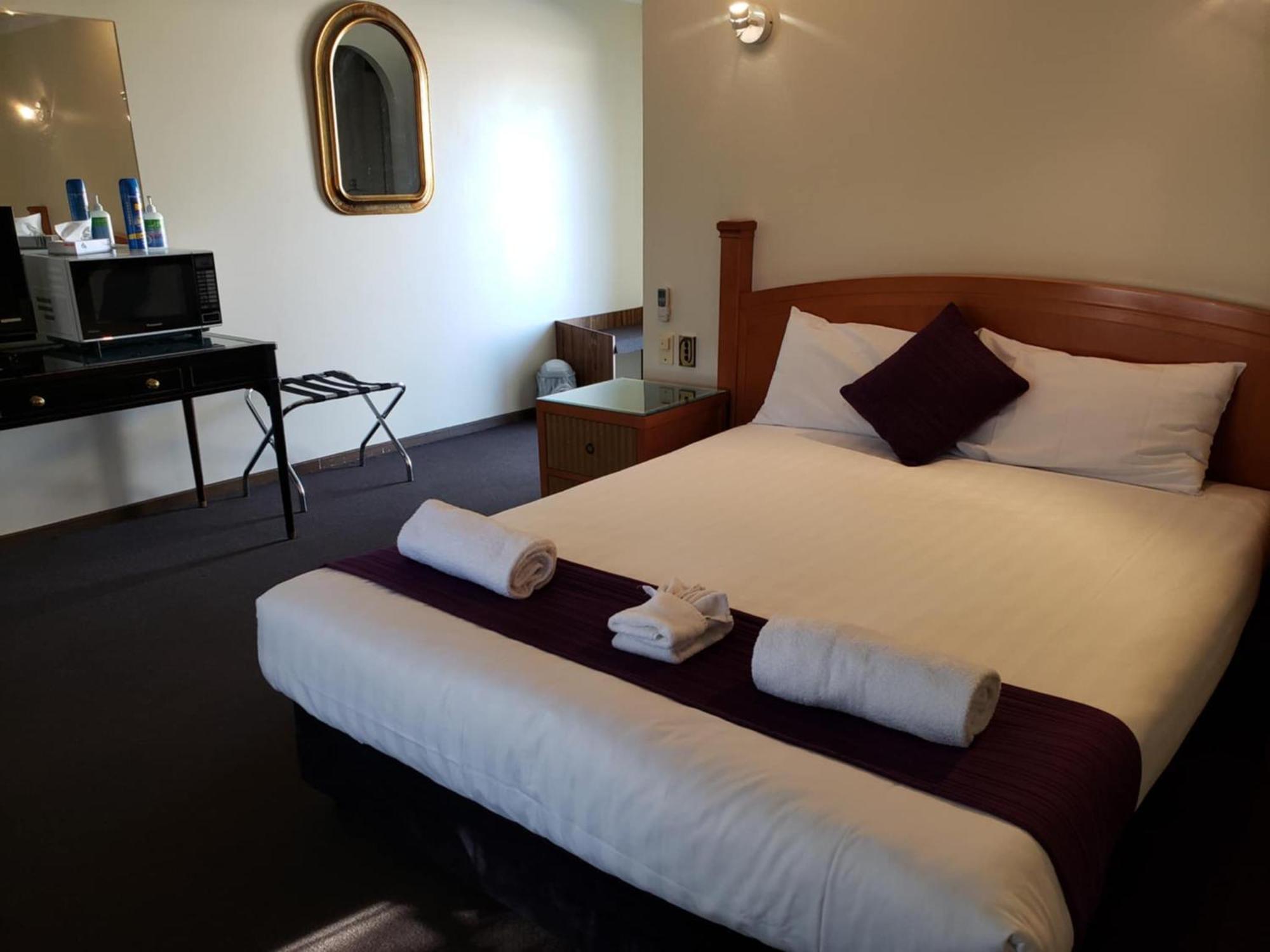 Balranald Motor Inn Bagian luar foto